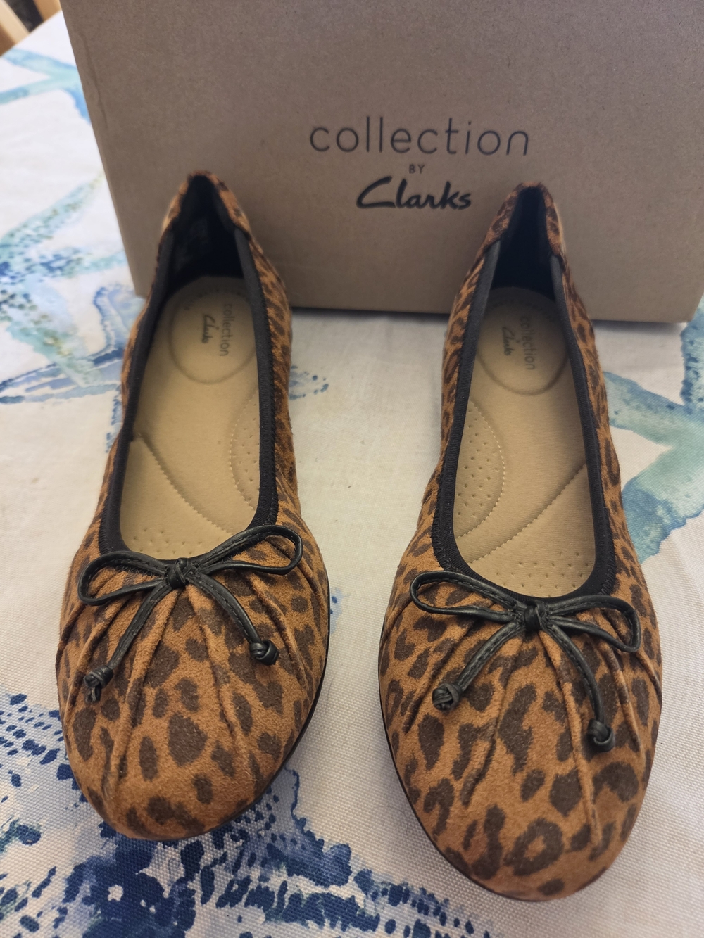 Clarks Collection Sara Aster Leopard Print Suede Ballet Flats Size 7